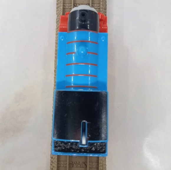 Thomas the Tank Engine Trackmaster Motorized Train 2013 Gullane - Picture 4 of 6